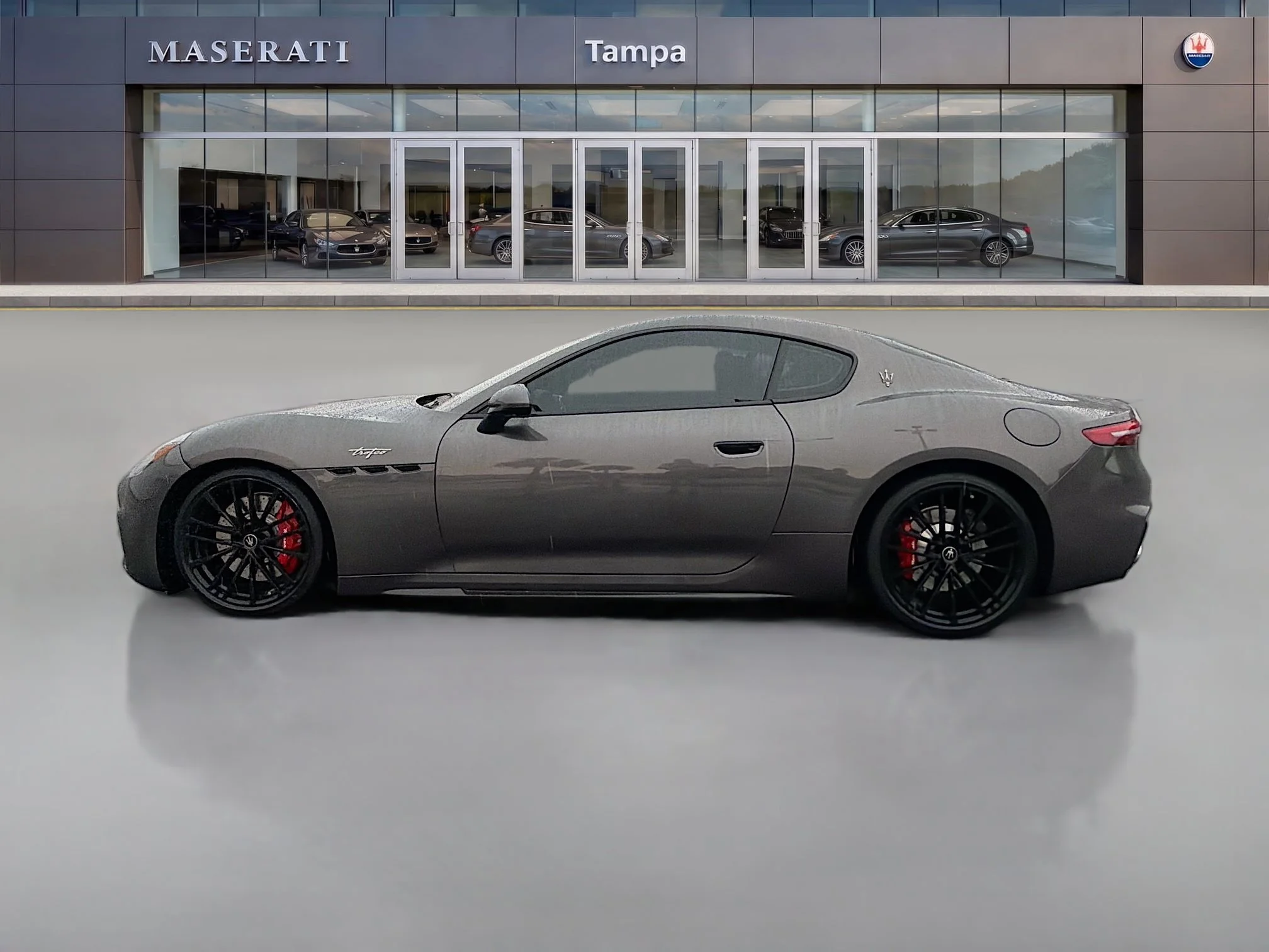 Certified Used 2024 Grigio Maratea Metallic Maserati Trofeo image 6