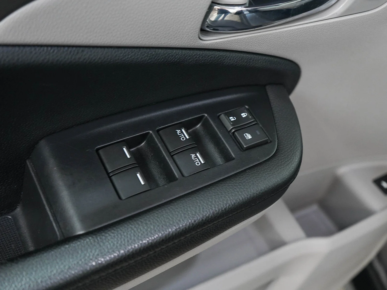 Used 2021 Gray Honda Black Edition image 20