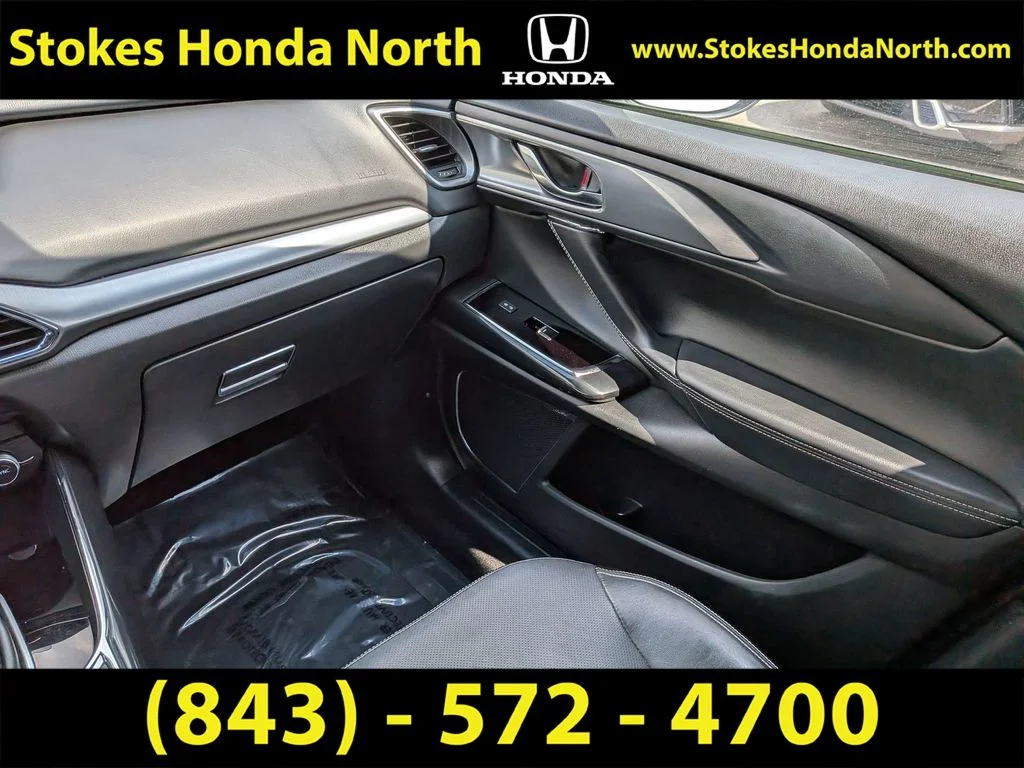Used 2020 White Mazda Grand Touring image 22