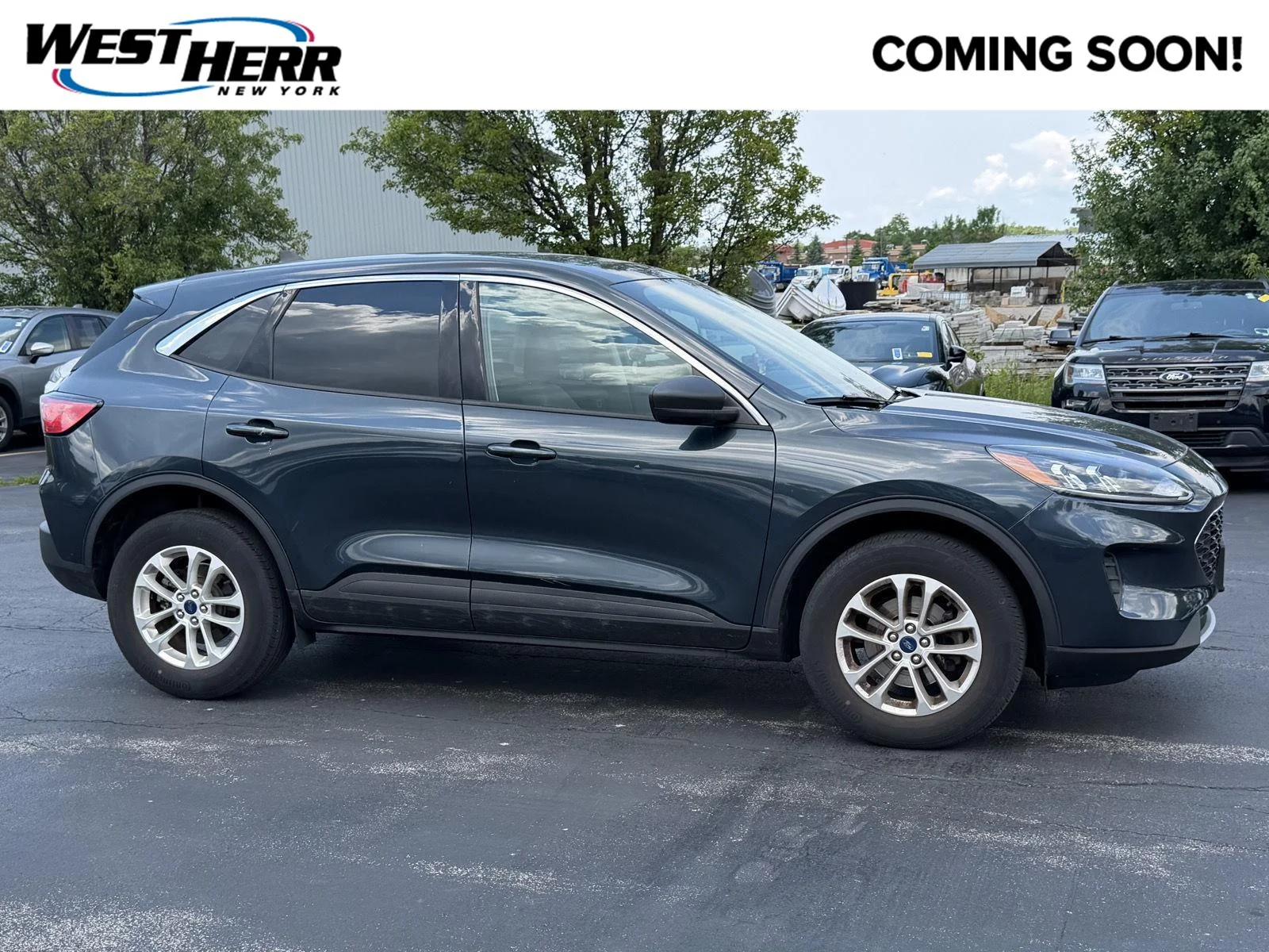 Used 2022 Stone Blue Ford  image 1