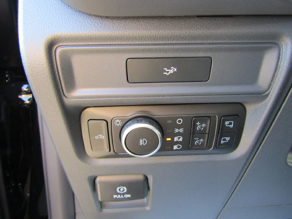 New 2026 Black Ford XLT image 32