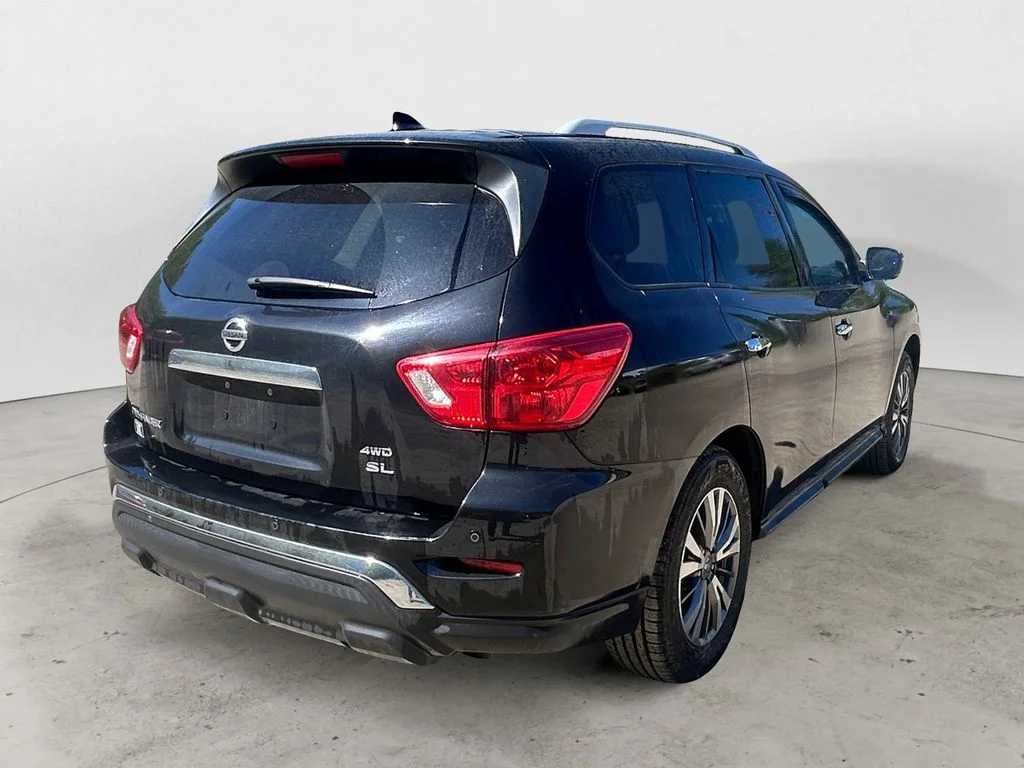 Used 2020 Magnetic Black Pearl Nissan SL image 6