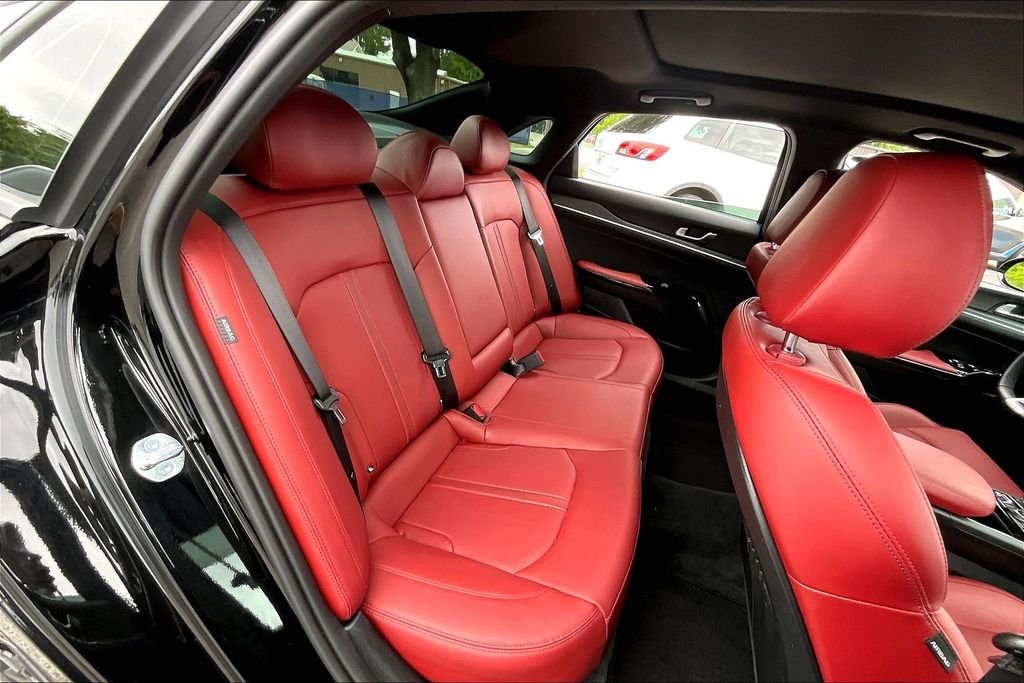 Used 2025 Black Kia GT-Line image 21