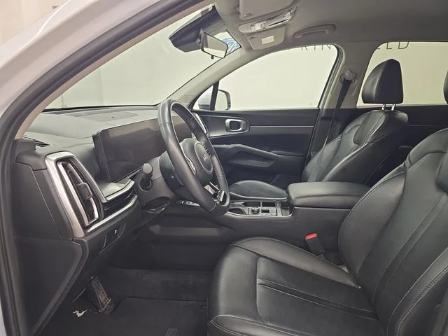 Used 2024 Glacial White Pearl Kia S image 19