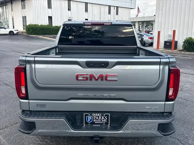 Certified Used 2025 Sterling Metallic GMC SLT image 10