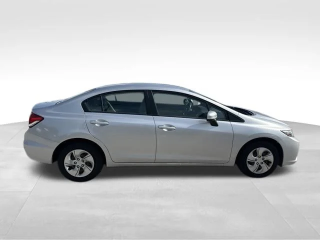 Used 2015  Honda LX image 5