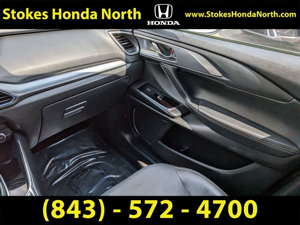 Used 2020 White Mazda Grand Touring image 22