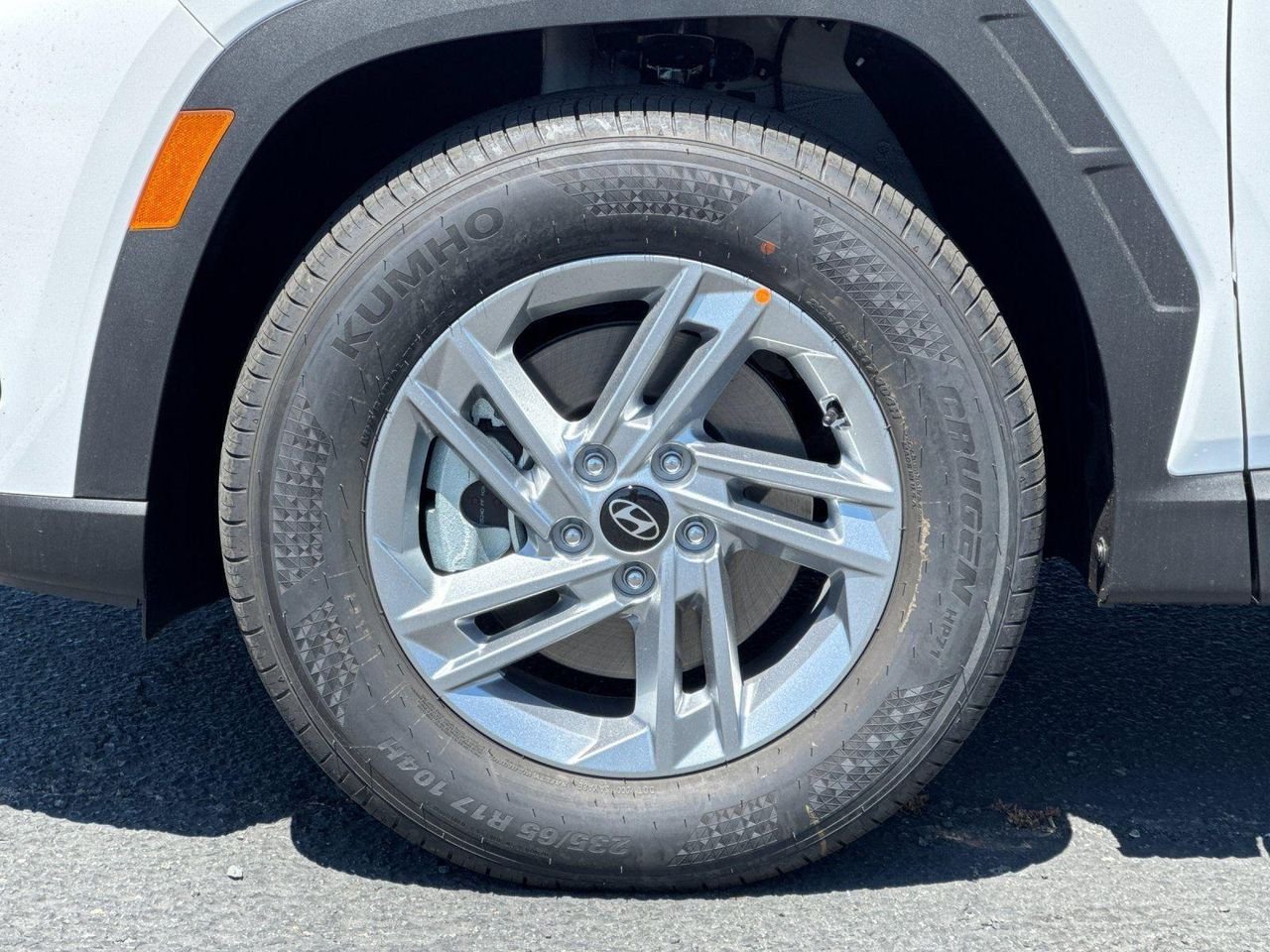 New 2026 White Hyundai SE FWD image 24