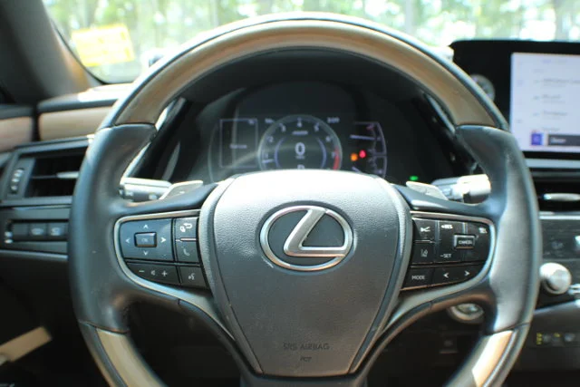 Used 2024 Obsidian Lexus ES 350 Ultra Luxury image 9