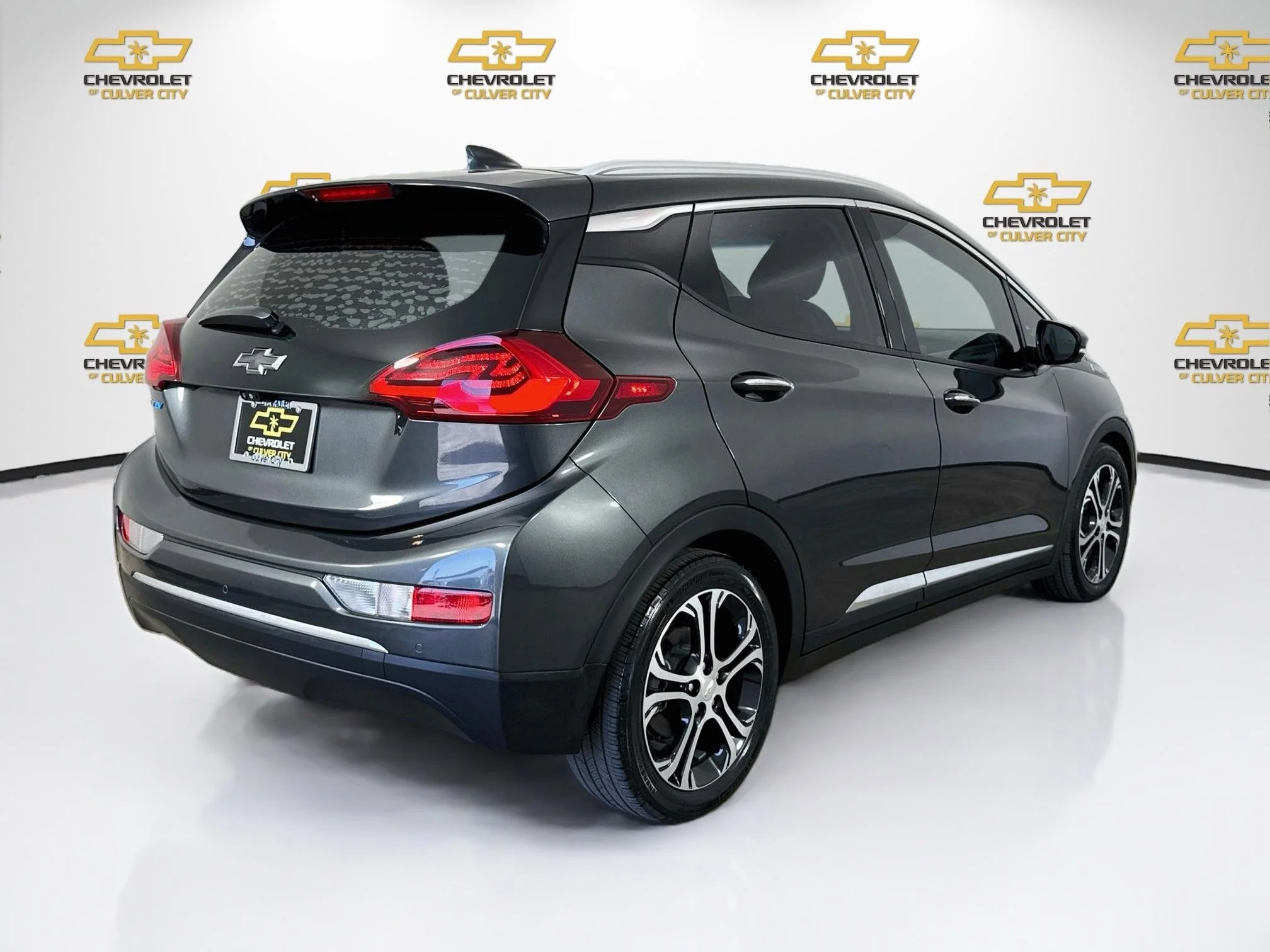 Used 2019 (Includes (TUS) Black grille.) Chevrolet Premier image 8
