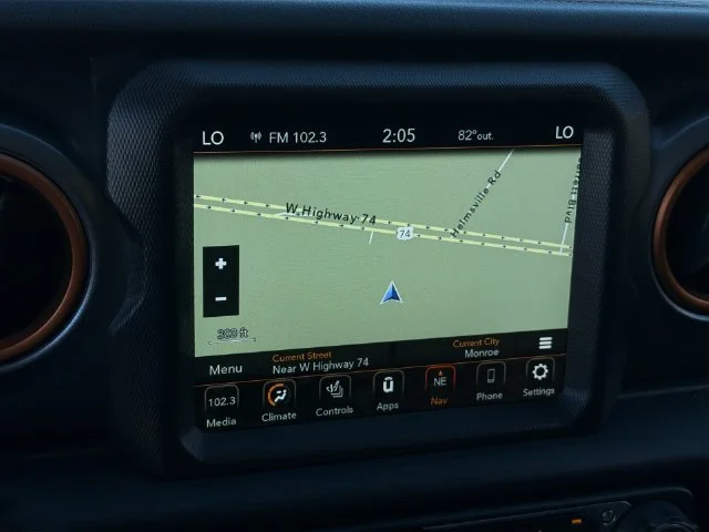 Used 2021 Blue Jeep Mojave image 25