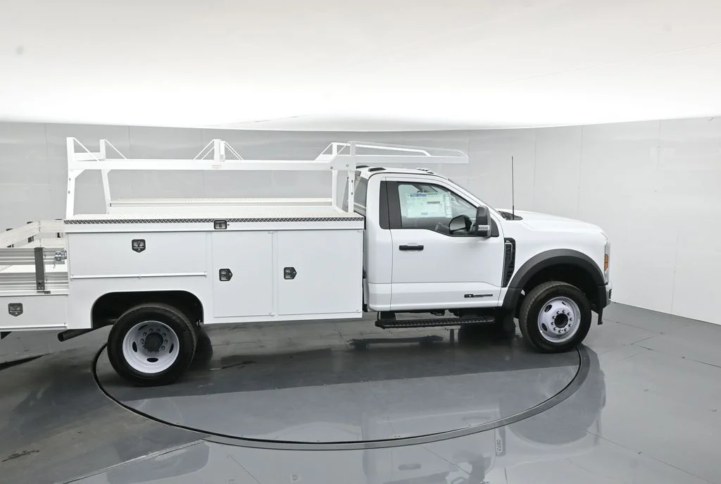 New 2025 Oxford White Ford XL image 47