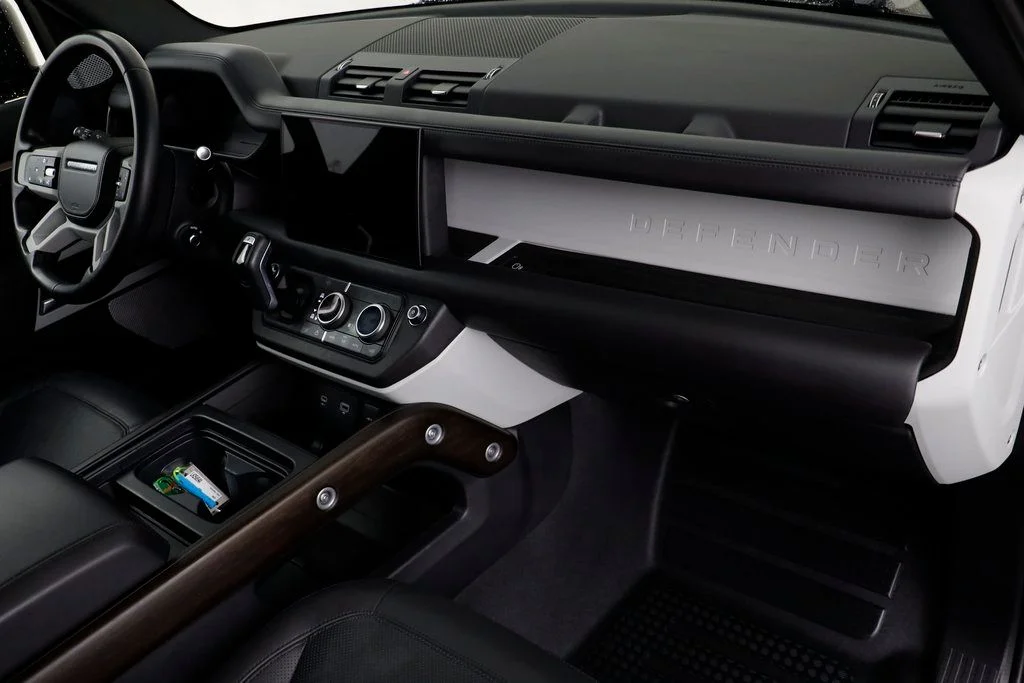 2023 Land Rover Defender First Edition - Photo 23