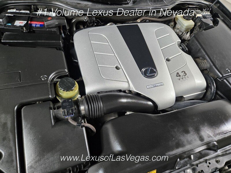 Used 2005 Black Onyx Lexus 430 image 27
