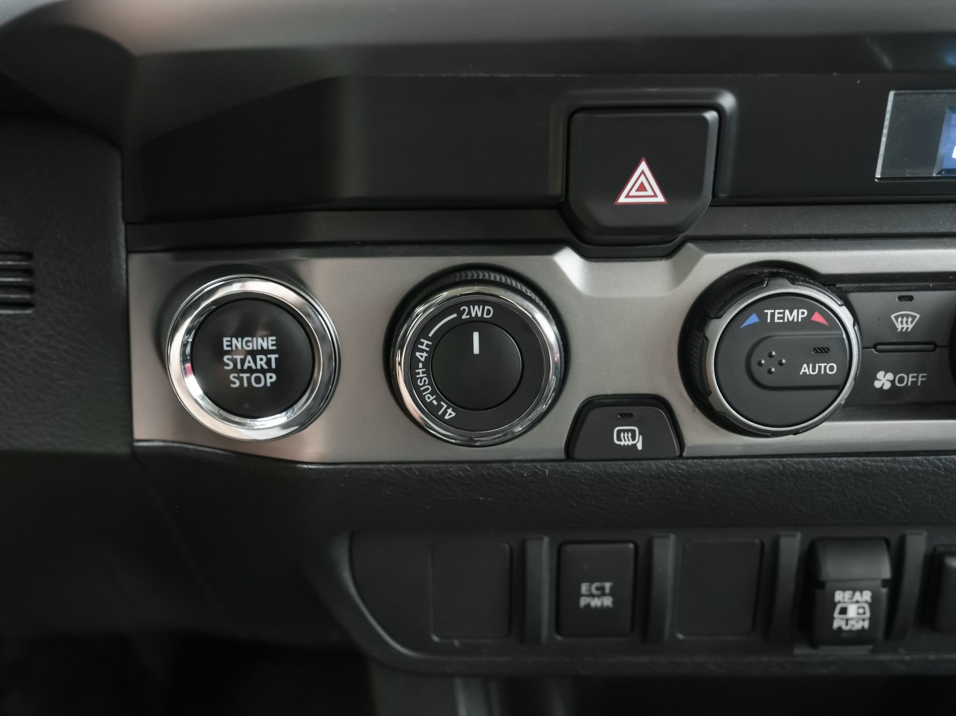 2023 Toyota Tacoma SR5 - Photo 15