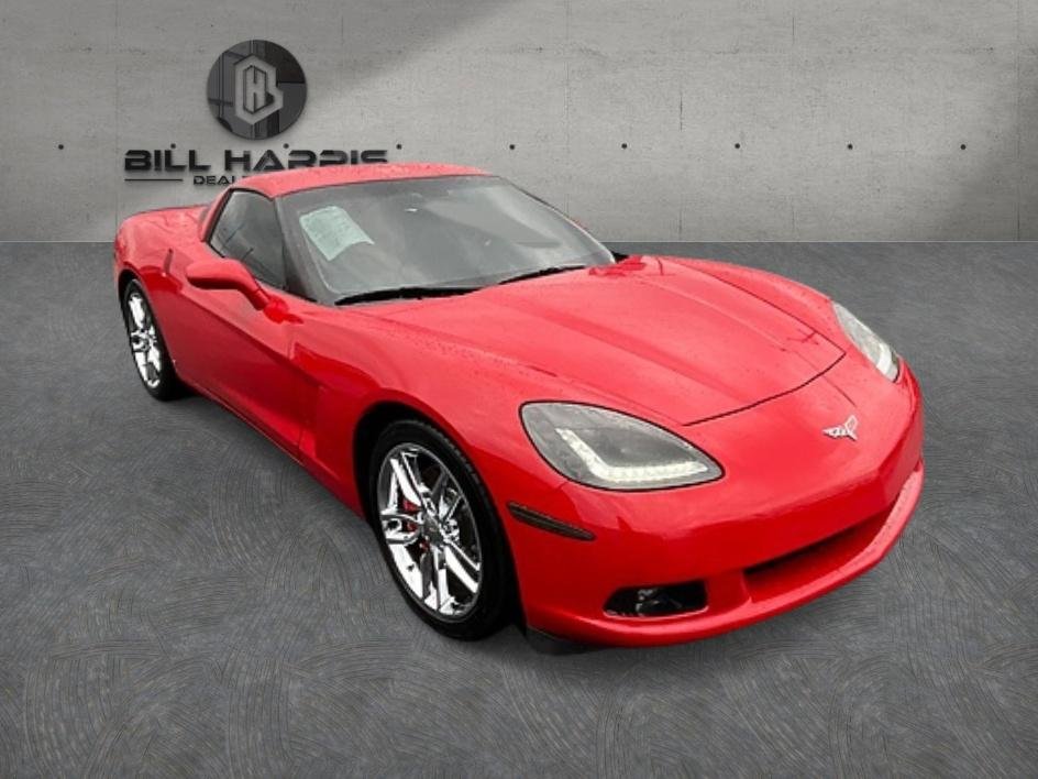 Used 2009 Red Chevrolet Base image 4
