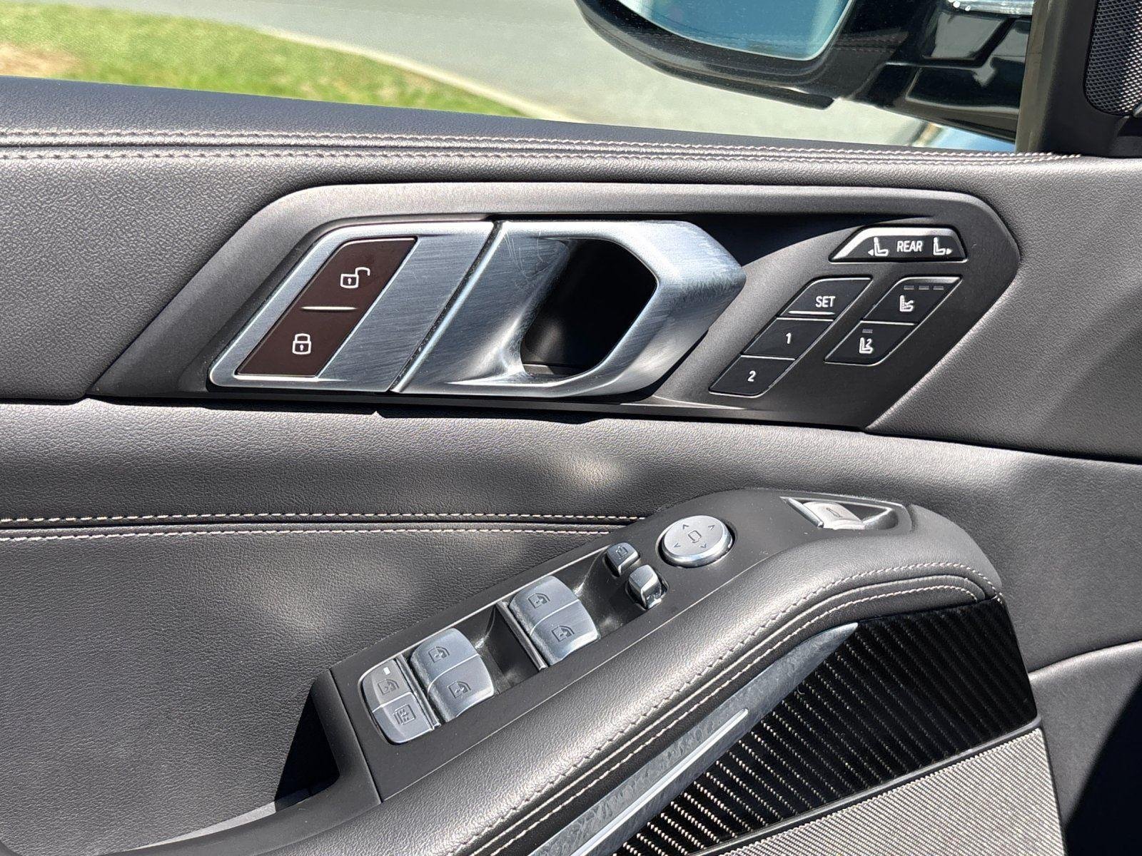 Used 2024 Manhattan Green Metallic BMW M60i image 14