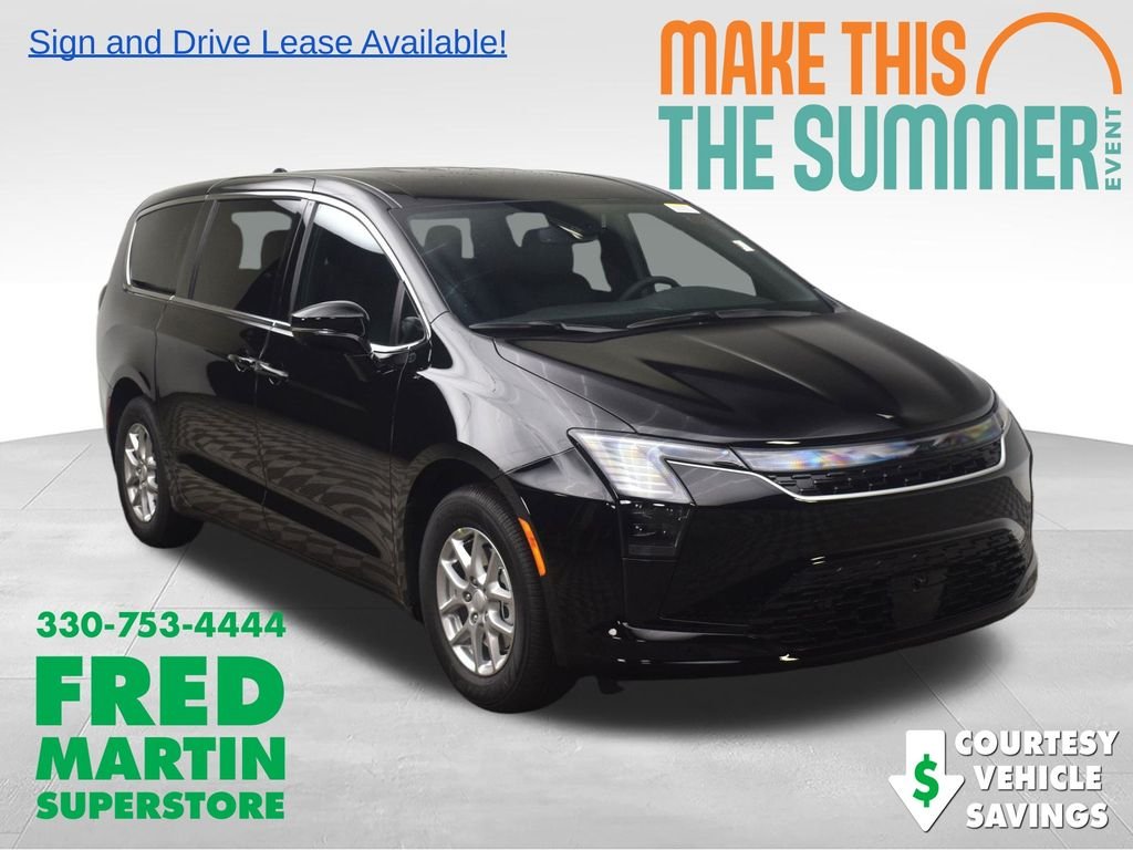 2027 Chrysler Pacifica Select