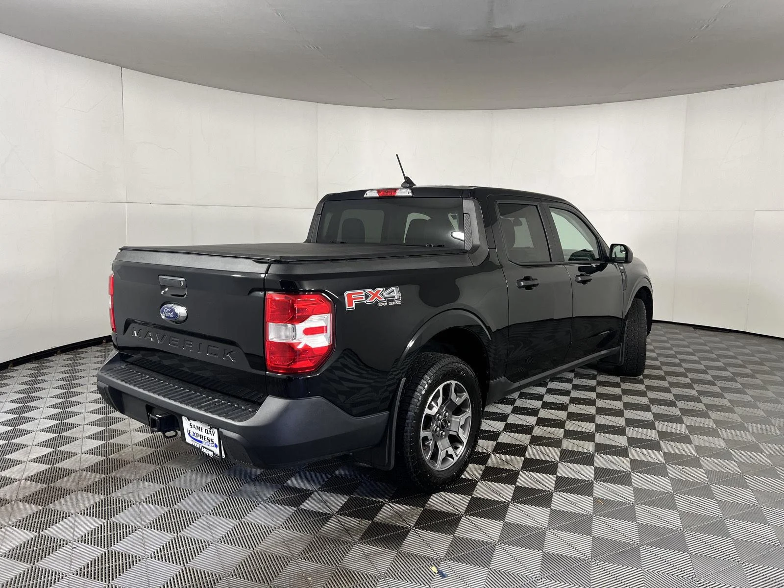 Used 2024 Shadow Black Ford  image 9