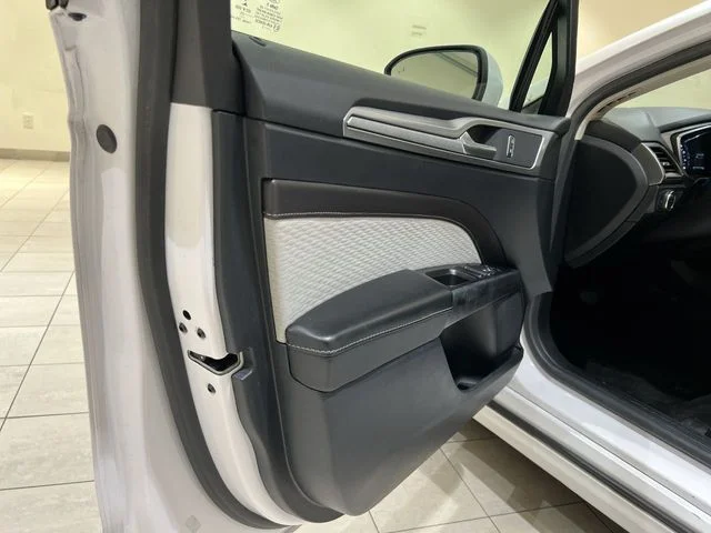 Certified Used 2020 White Ford SE image 20