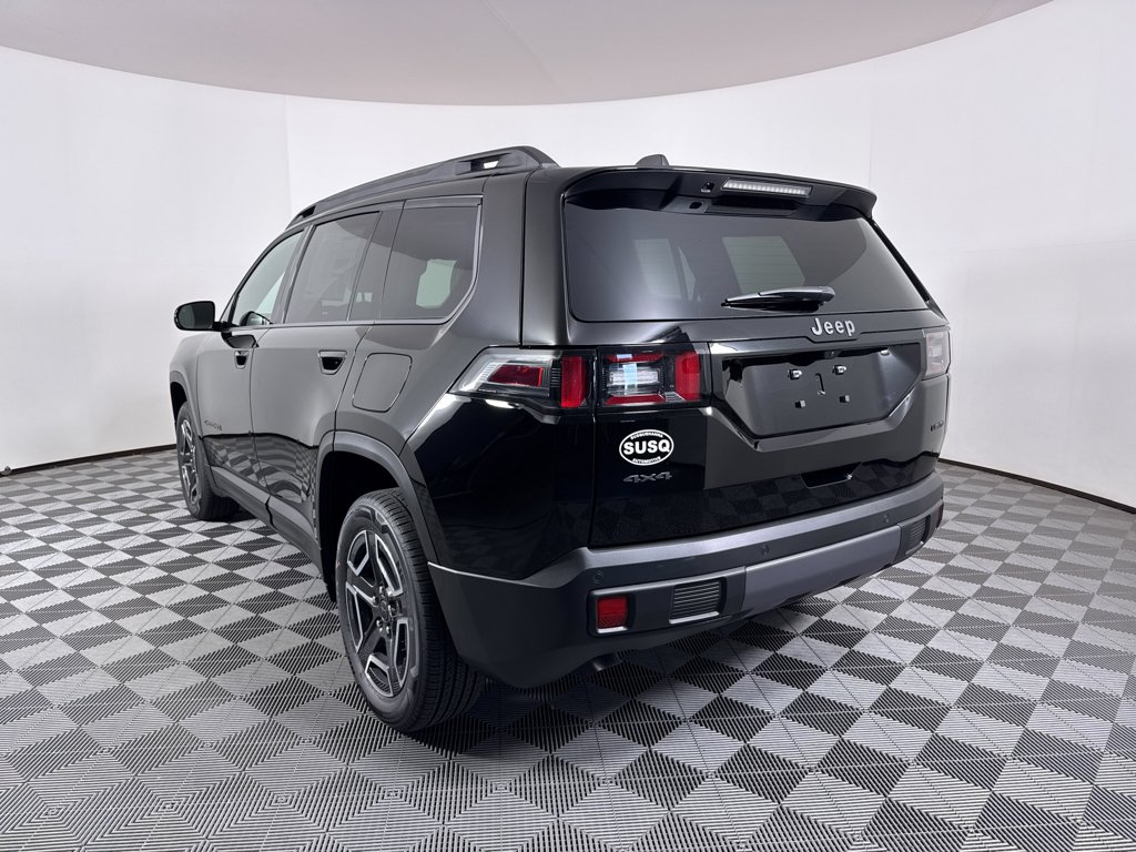 New 2026 Diamond Black Crystal Pearl-Coat Exterior Paint Jeep Limited image 20