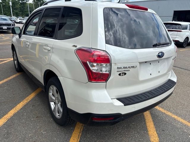 Used 2015 White Subaru 2.5i Premium image 7