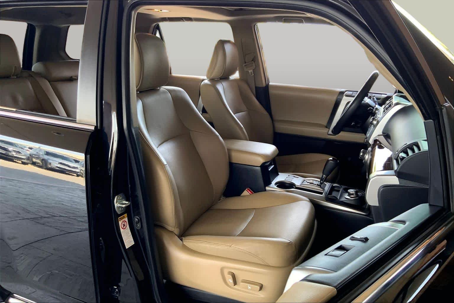 Used 2018 Midnight Black Metallic Toyota Limited image 9