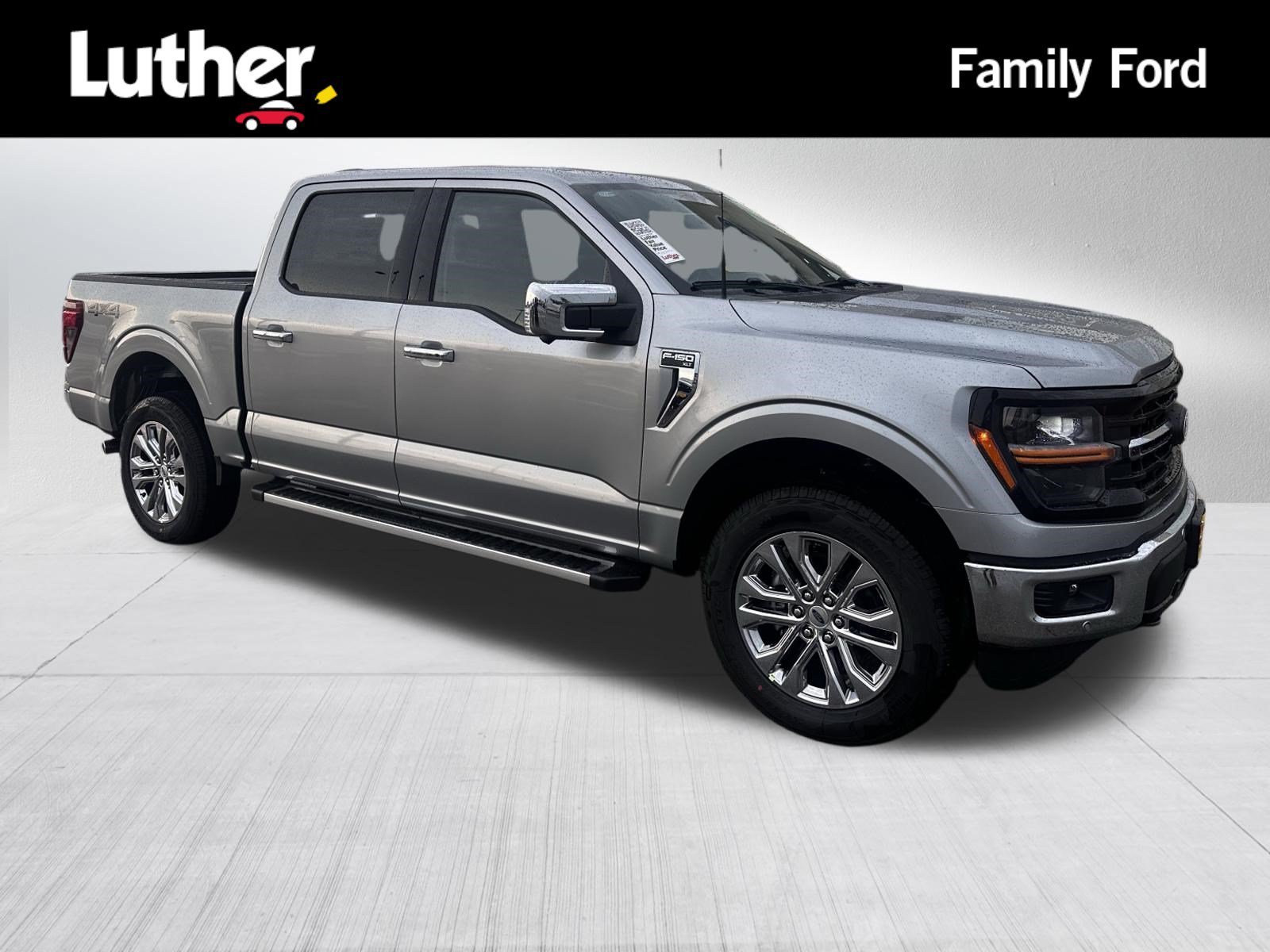 New 2026 Carbonized Gray Metallic Ford XLT image 1