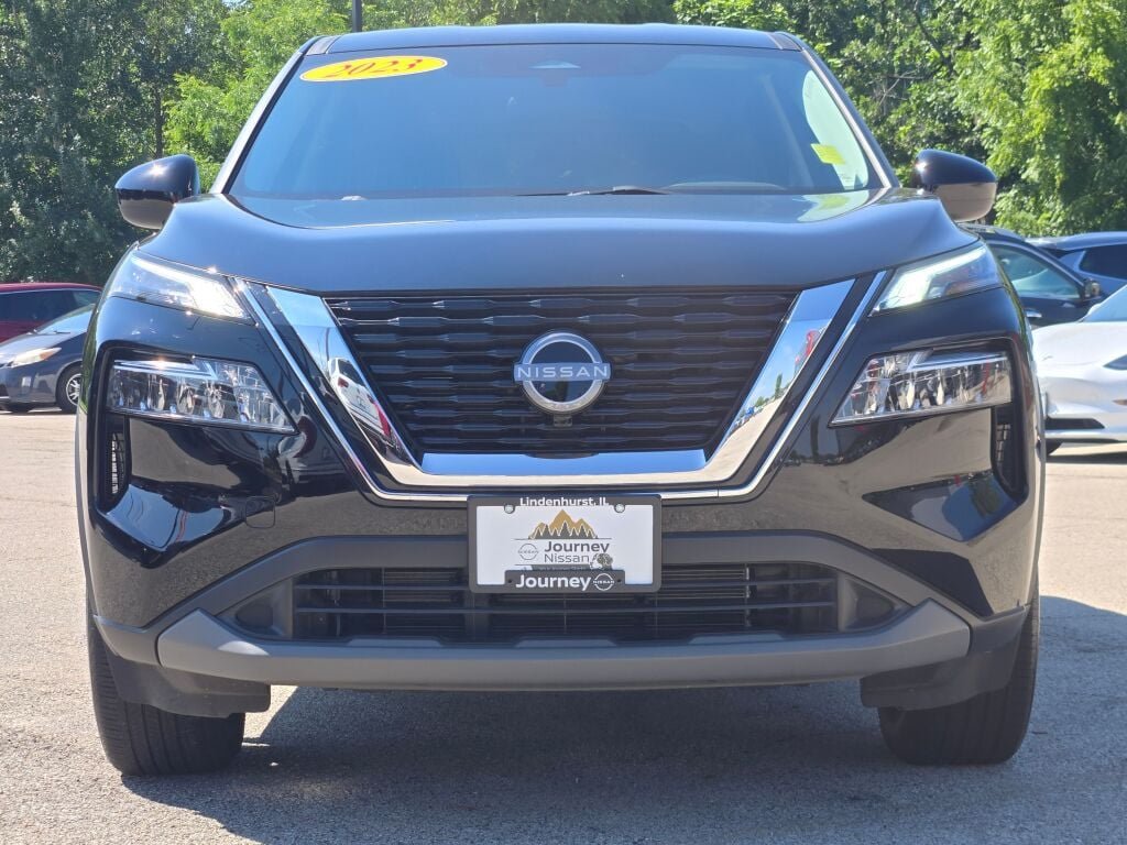 Used 2023 Black Nissan SV image 3