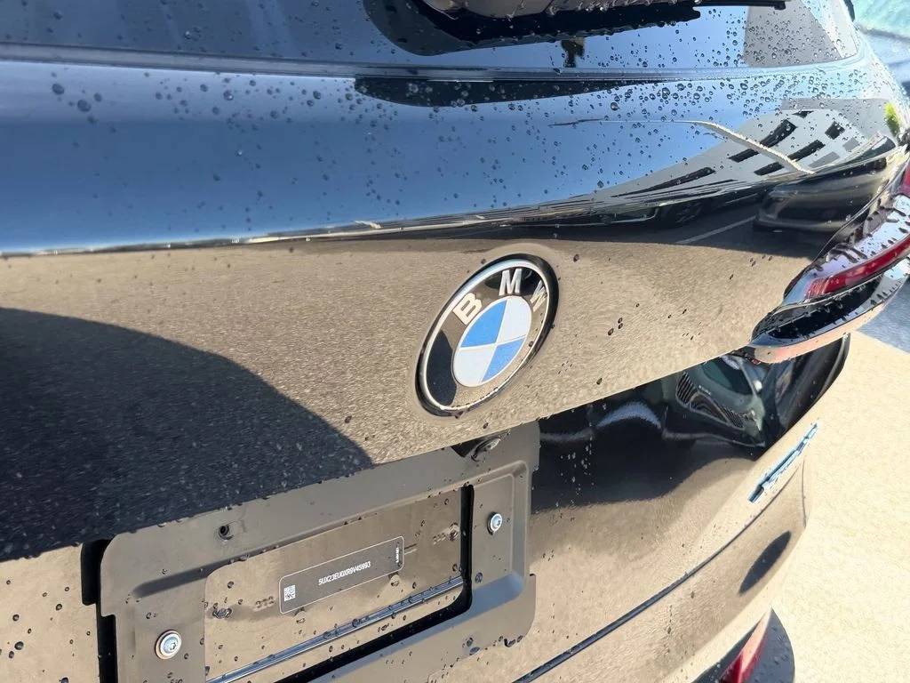 Used 2024 Black Sapphire Metallic BMW xDrive40i image 16
