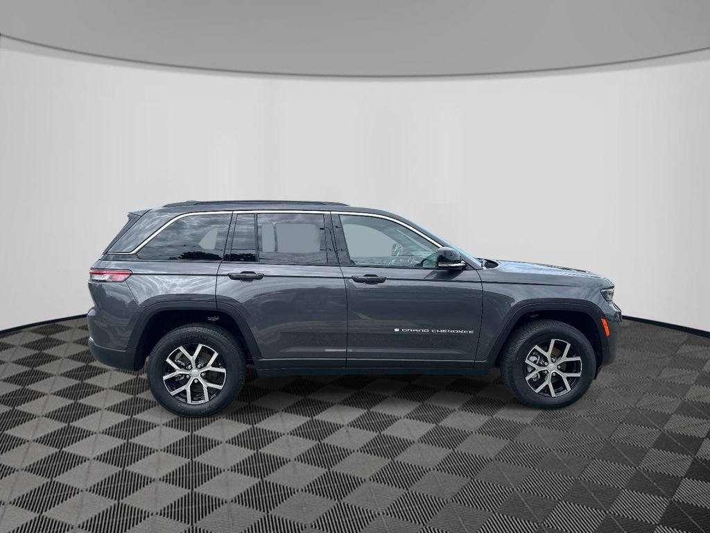 Used 2025 Gray Jeep Limited image 6