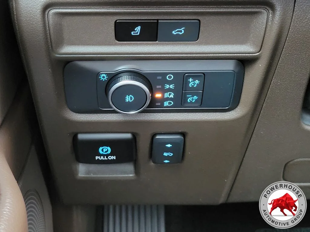 Used 2022 Green Ford King Ranch image 30