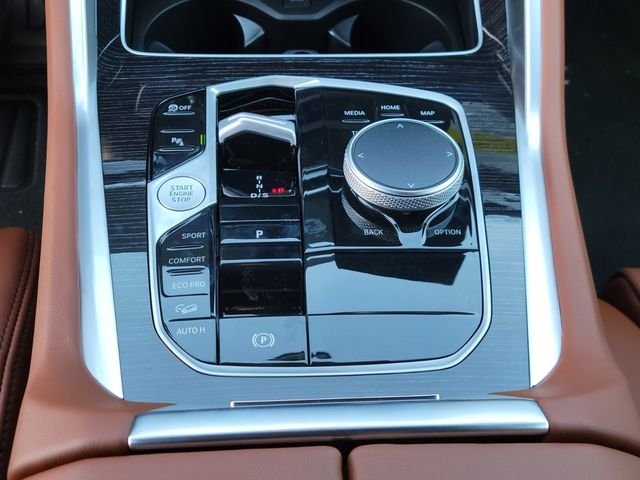 New 2026 Black BMW xDrive40i image 23