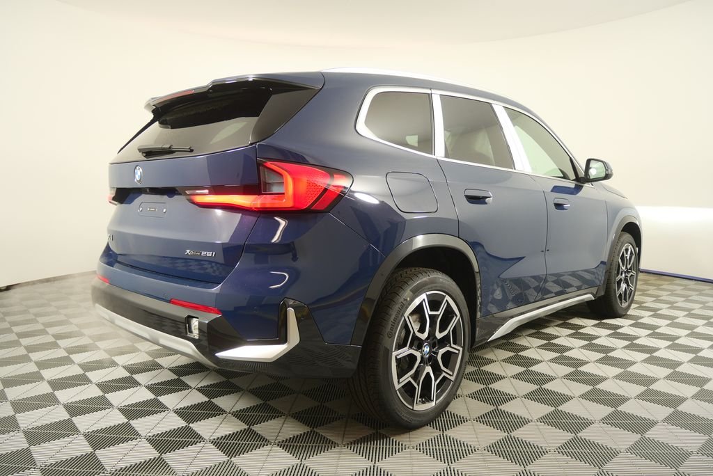 Used 2026 Night Dusk Blue Metallic BMW xDrive28i image 5