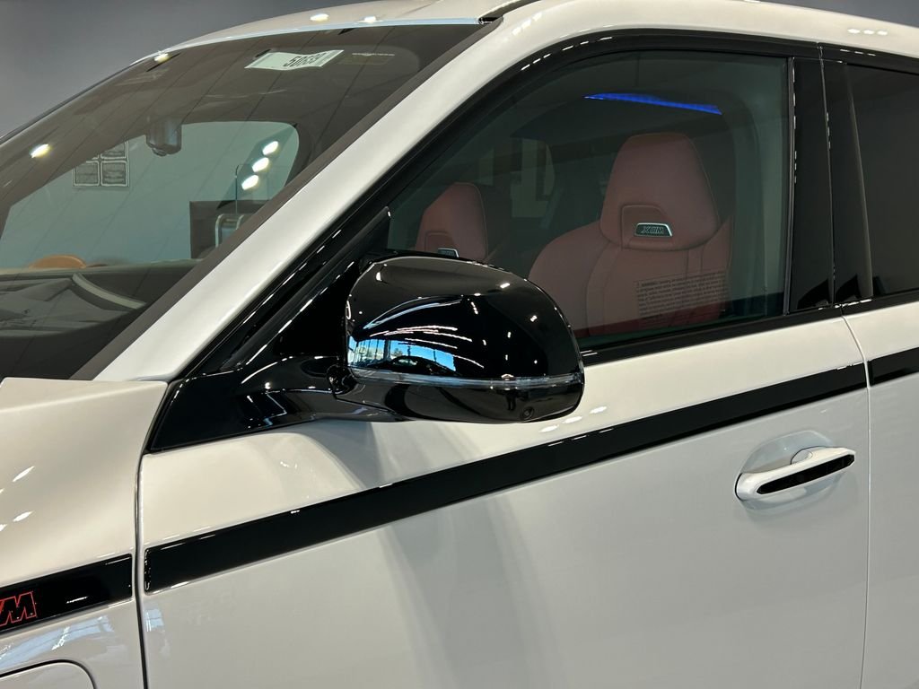 New 2026 Mineral White Metallic BMW Label image 10