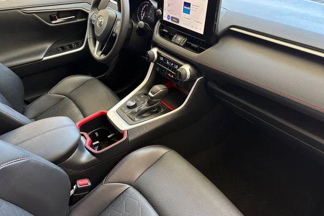 Certified Used 2023 ICE CAP Toyota  image 19
