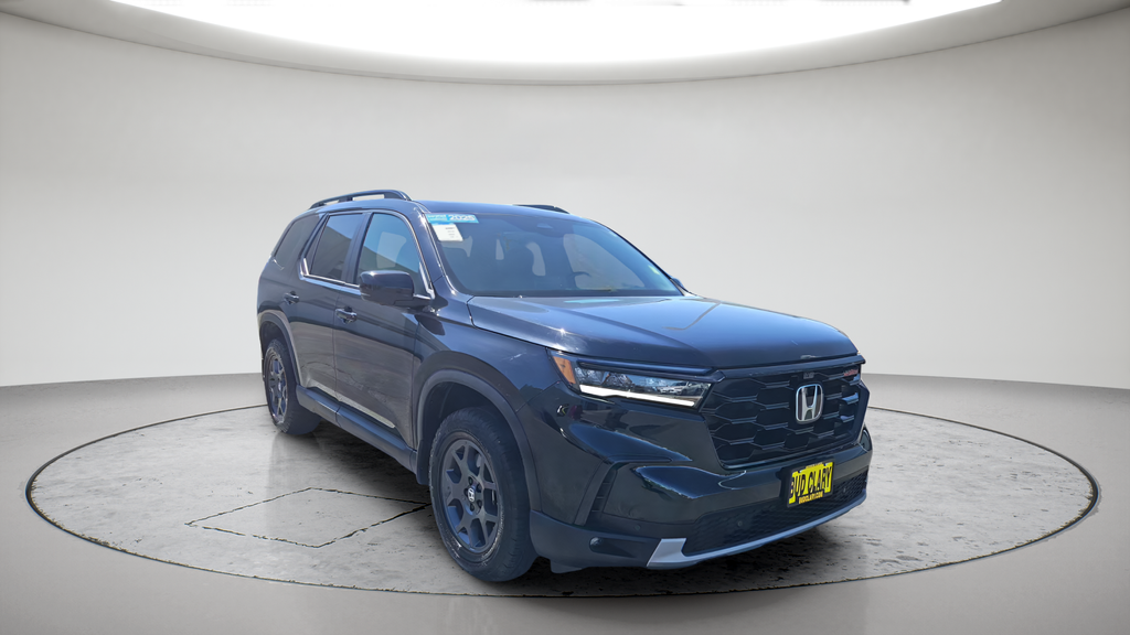 Certified Used 2025 Black Honda TrailSport image 1