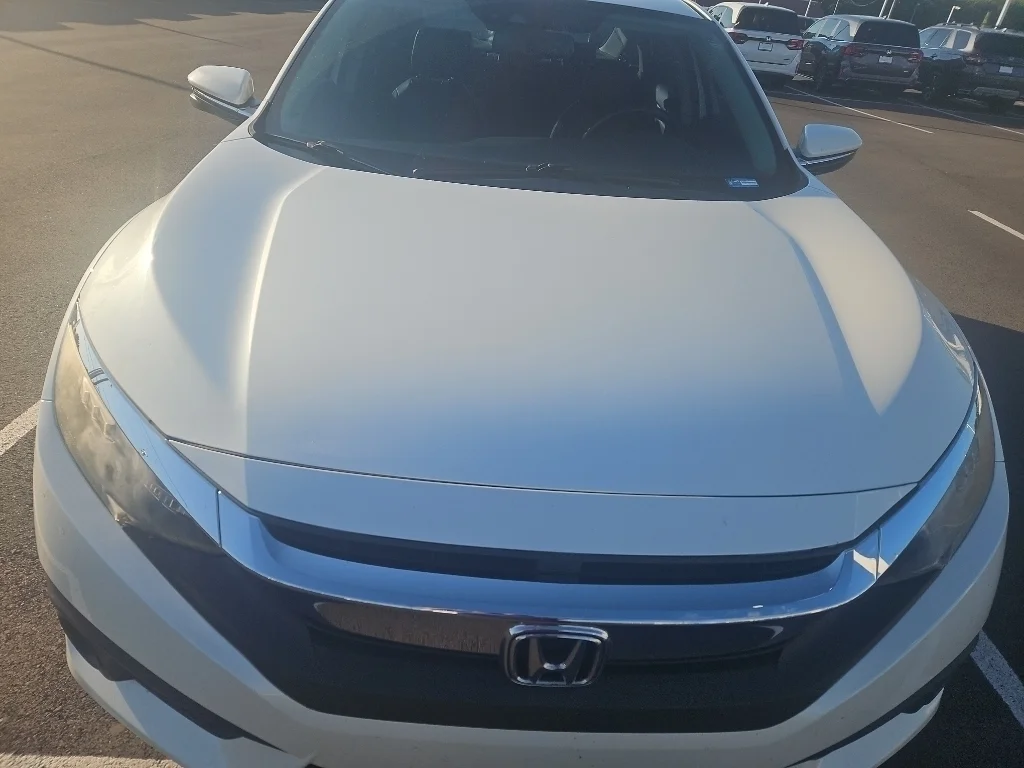 2017 Honda Civic Touring CVT's photo