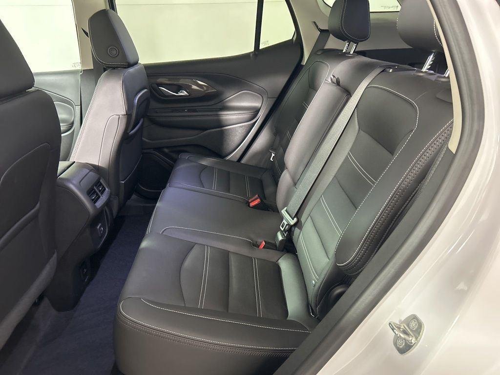Used 2023 Summit White GMC Denali image 18