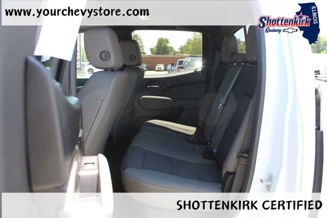 Used 2024 White Chevrolet ZR2 image 21