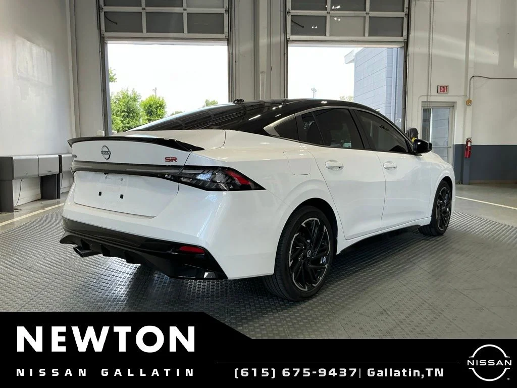 Used 2026 White Nissan SR image 7