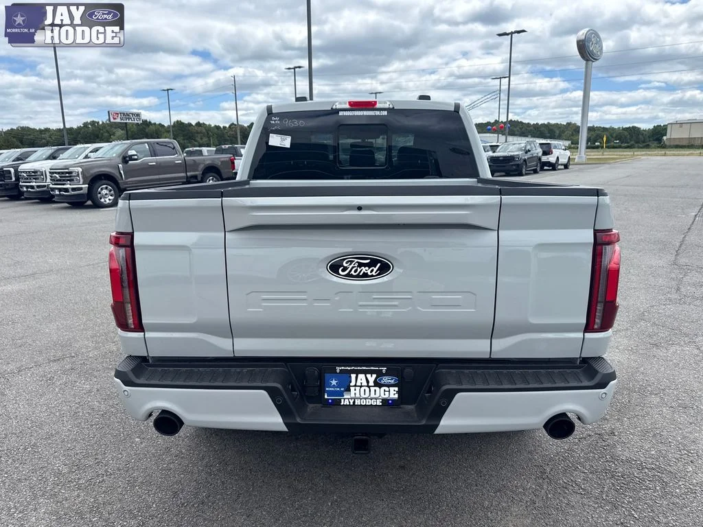 New 2026 Avalanche Ford Lariat® image 6