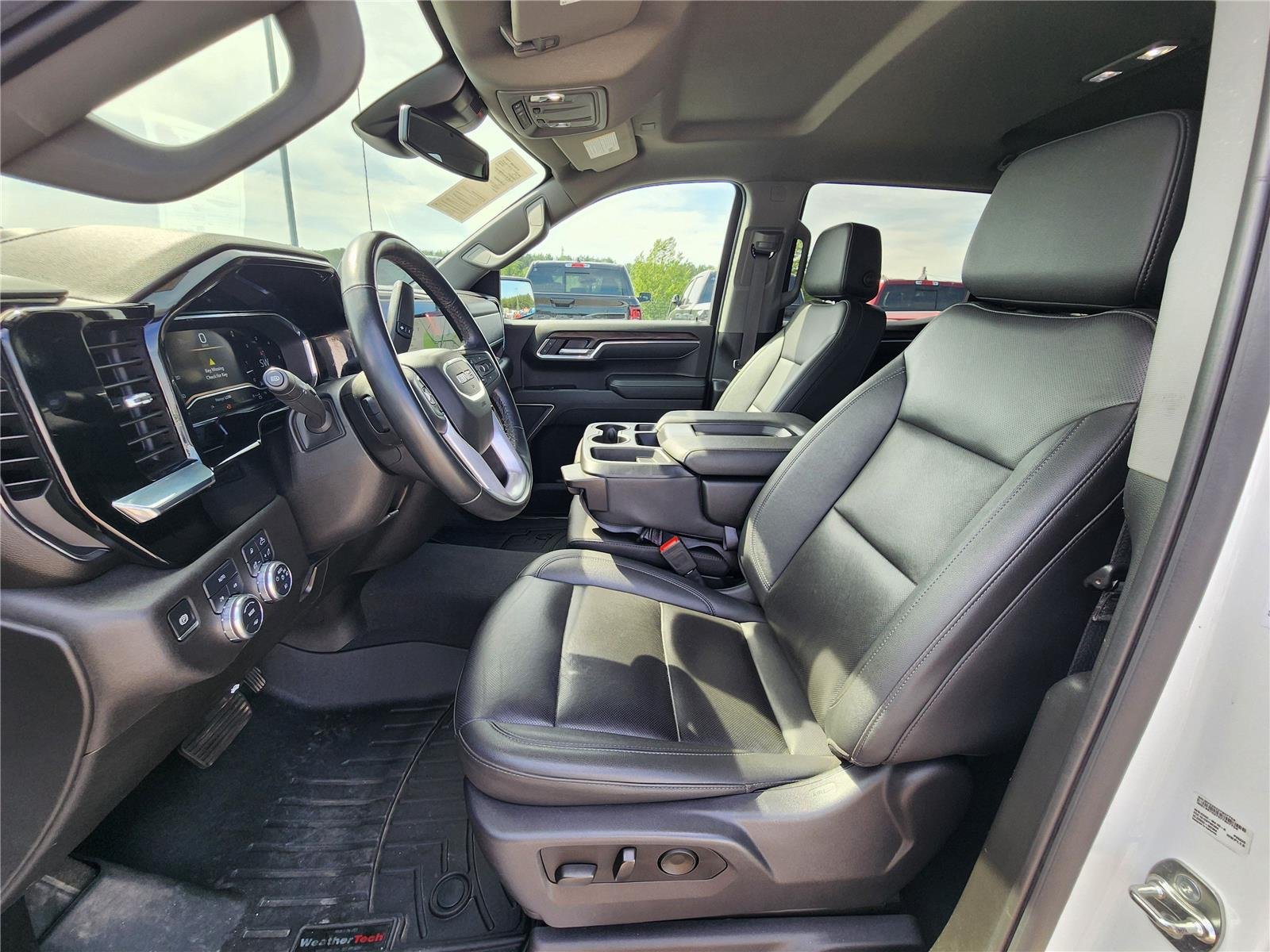 Used 2025 Summit White GMC SLT image 12