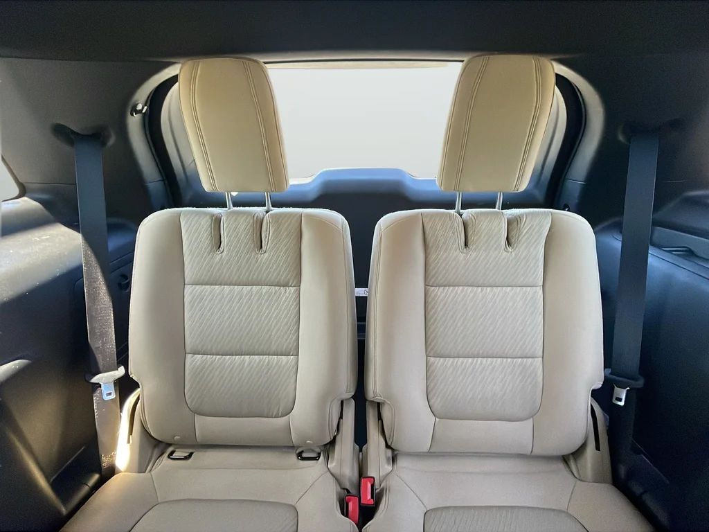 Used 2016 Black Ford Base image 29