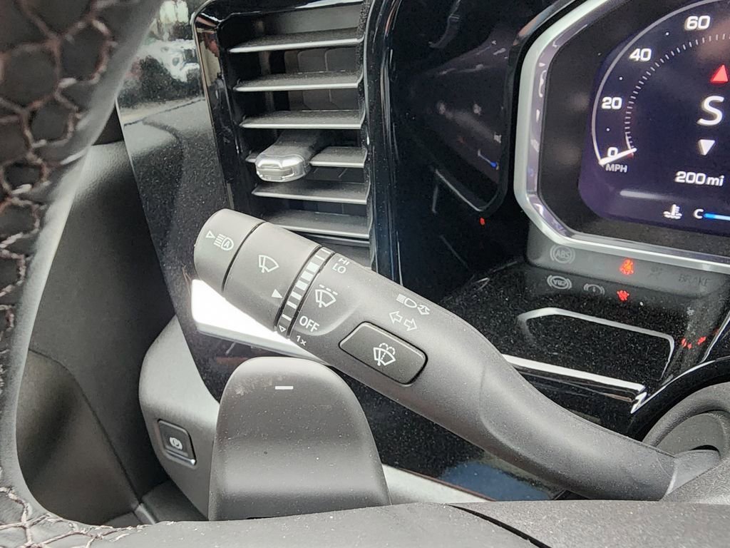 2026 GMC Sierra 1500 SLT - Photo 23