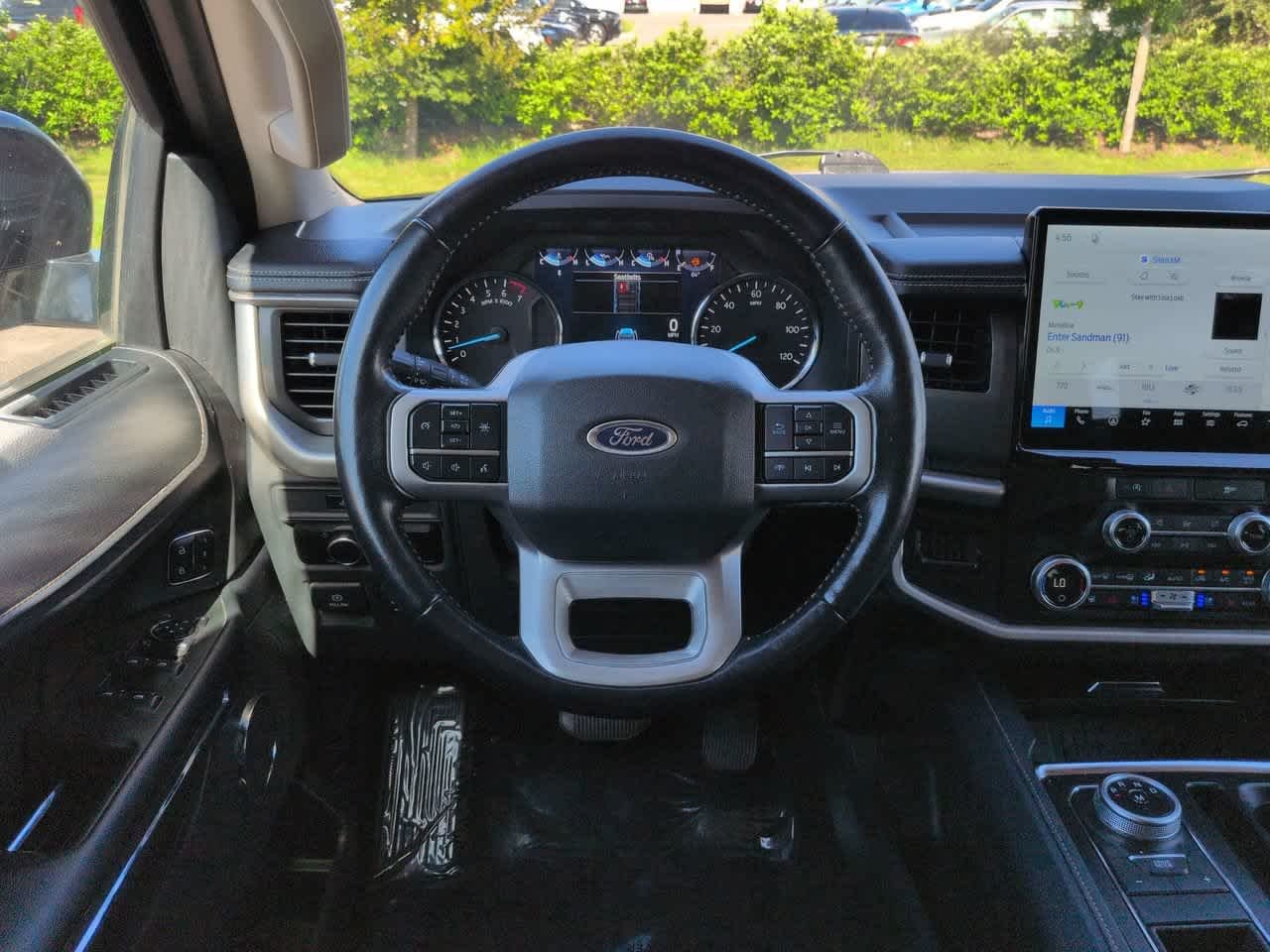 Used 2024 Agate Black Metallic Ford XLT image 16