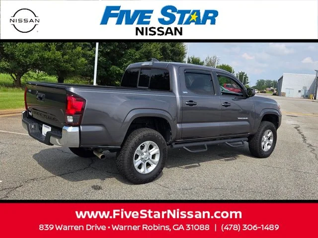 Used 2020 Gray Toyota SR5 image 13