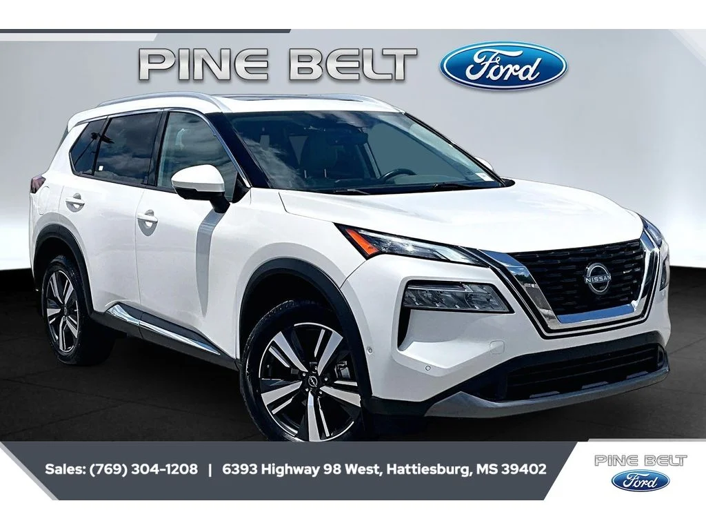 Used 2023 Pearl White Tricoat Nissan SL image 1