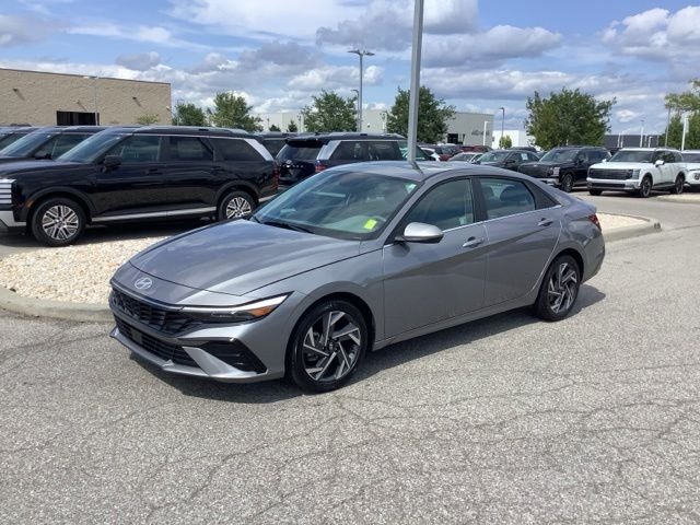 2024 Hyundai Elantra