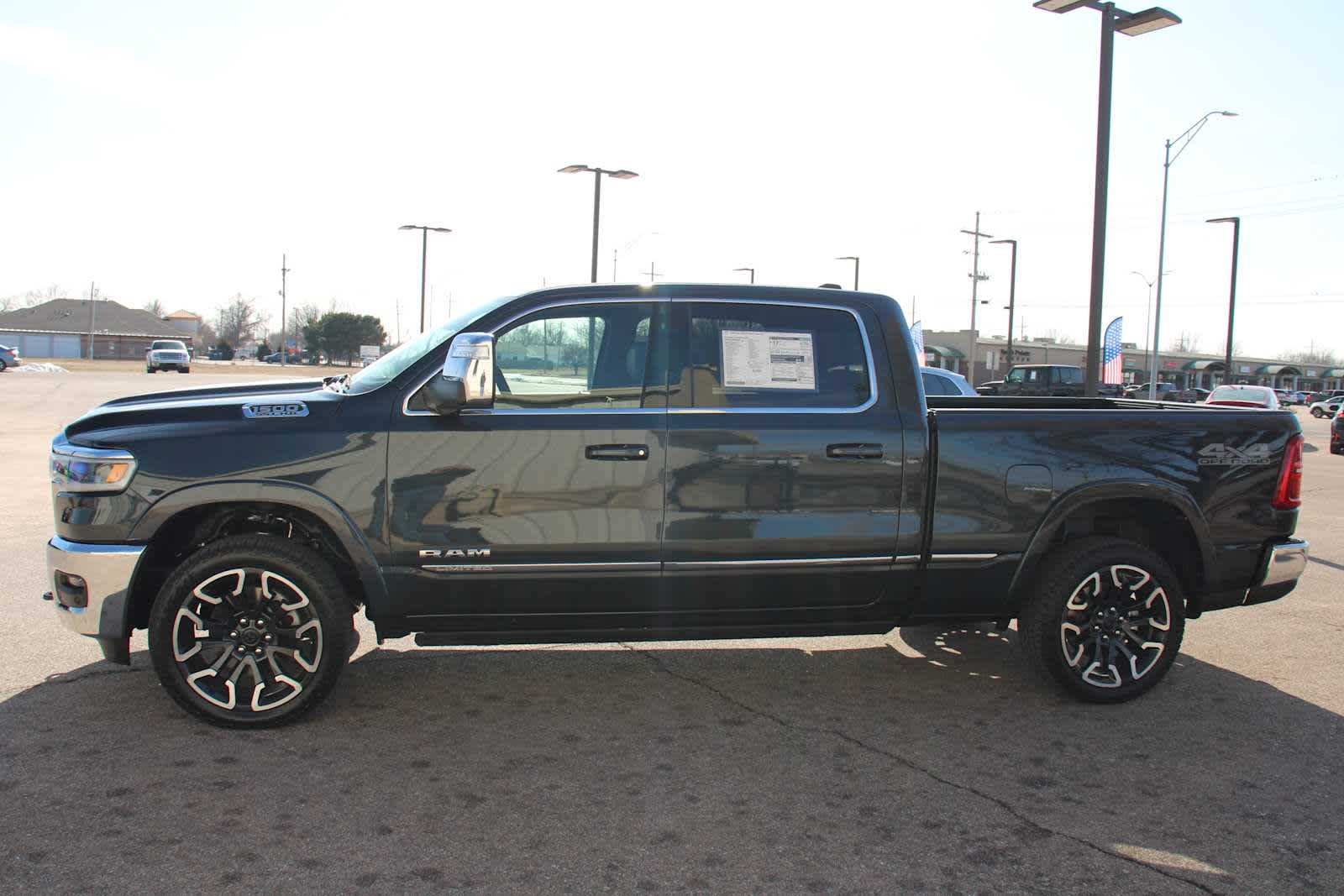 2025 RAM 1500 Limited - Photo 6